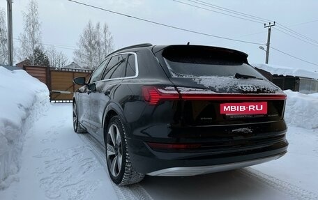 Audi e-tron I, 2019 год, 5 900 000 рублей, 18 фотография
