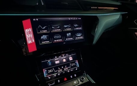 Audi e-tron I, 2019 год, 5 900 000 рублей, 14 фотография