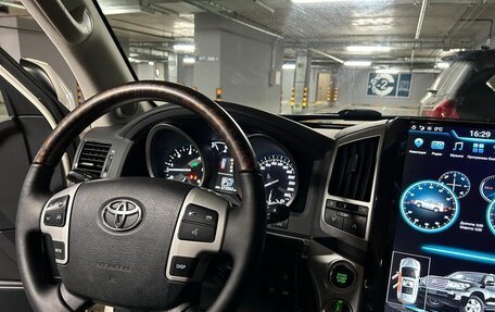 Toyota Land Cruiser 200, 2013 год, 4 300 000 рублей, 8 фотография