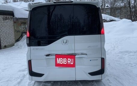 Honda Stepwgn IV, 2018 год, 2 650 000 рублей, 5 фотография