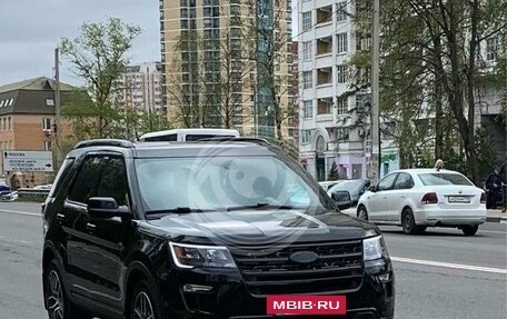 Ford Explorer VI, 2018 год, 3 950 000 рублей, 15 фотография