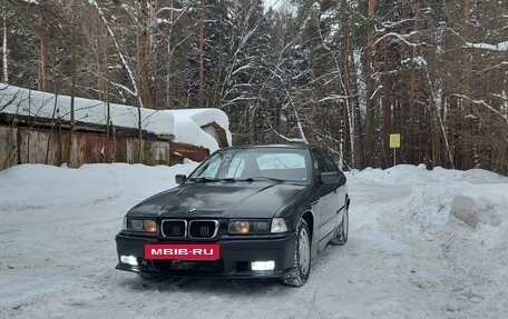 BMW 3 серия, 1992 год, 310 000 рублей, 2 фотография