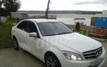 Mercedes-Benz C-Класс, 2010 год, 890 000 рублей, 2 фотография