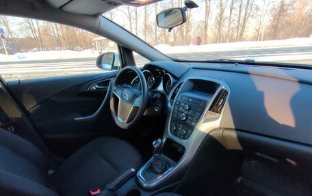Opel Astra J, 2013 год, 990 000 рублей, 13 фотография