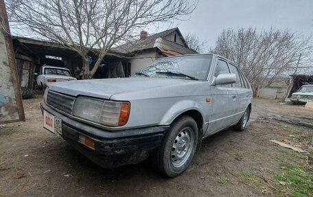 Mazda 323, 1985 год, 110 000 рублей, 4 фотография