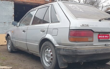 Mazda 323, 1985 год, 110 000 рублей, 2 фотография