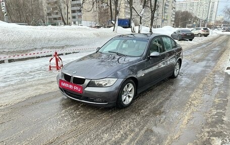 BMW 3 серия, 2005 год, 780 000 рублей, 2 фотография