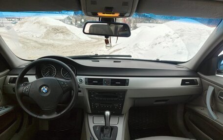 BMW 3 серия, 2005 год, 780 000 рублей, 9 фотография