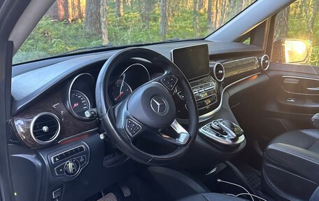 Mercedes-Benz V-Класс, 2014 год, 3 250 000 рублей, 5 фотография