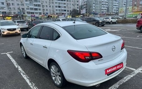 Opel Astra J, 2013 год, 950 000 рублей, 7 фотография