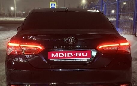 Toyota Camry, 2018 год, 2 770 000 рублей, 7 фотография