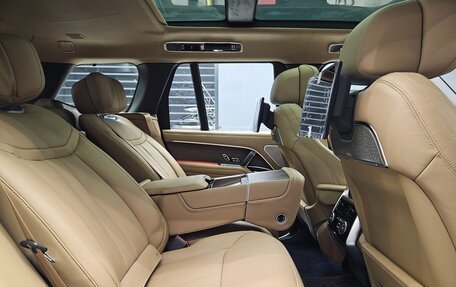Land Rover Range Rover IV рестайлинг, 2023 год, 25 000 000 рублей, 13 фотография