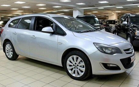 Opel Astra J, 2013 год, 905 000 рублей, 10 фотография