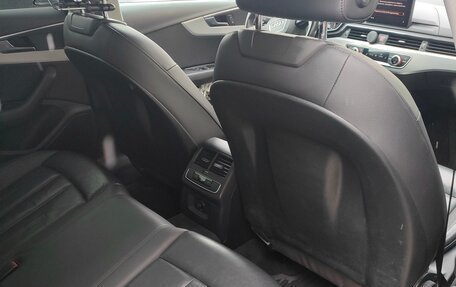 Audi A4, 2016 год, 2 000 000 рублей, 11 фотография
