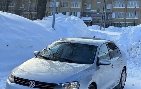 Volkswagen Jetta VI, 2012 год, 895 000 рублей, 6 фотография