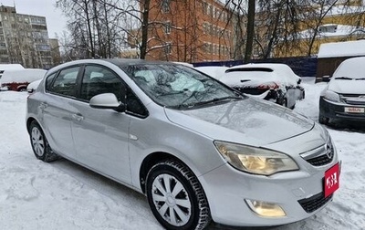 Opel Astra J, 2010 год, 800 000 рублей, 1 фотография