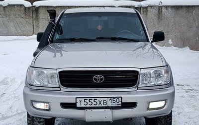 Toyota Land Cruiser 100 рестайлинг 2, 2001 год, 2 000 000 рублей, 1 фотография