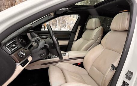 BMW 7 серия, 2011 год, 1 920 000 рублей, 15 фотография