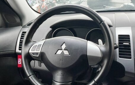 Mitsubishi Outlander III рестайлинг 3, 2011 год, 1 499 000 рублей, 23 фотография