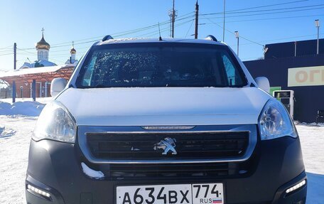 Peugeot Partner II рестайлинг 2, 2016 год, 1 030 000 рублей, 18 фотография
