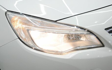 Opel Astra J, 2011 год, 900 000 рублей, 7 фотография
