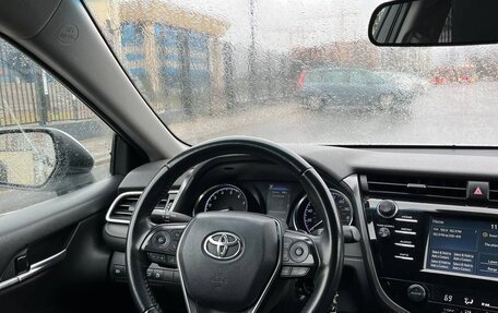 Toyota Camry, 2018 год, 2 995 000 рублей, 17 фотография