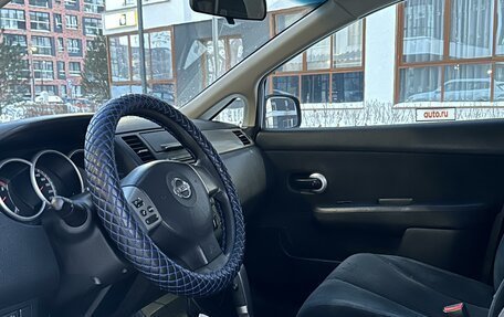 Nissan Tiida, 2010 год, 860 000 рублей, 9 фотография