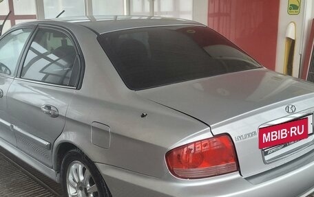 Hyundai Sonata IV рестайлинг, 2005 год, 486 000 рублей, 2 фотография