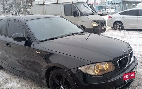 BMW 1 серия, 2011 год, 800 000 рублей, 7 фотография
