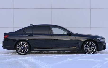 BMW 7 серия, 2021 год, 10 900 000 рублей, 2 фотография