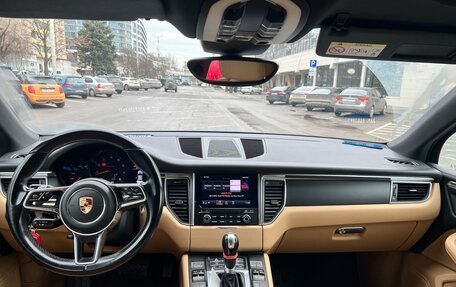 Porsche Macan I рестайлинг, 2017 год, 3 400 000 рублей, 2 фотография