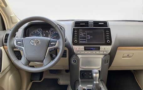 Toyota Land Cruiser Prado 150 рестайлинг 2, 2023 год, 8 500 000 рублей, 9 фотография