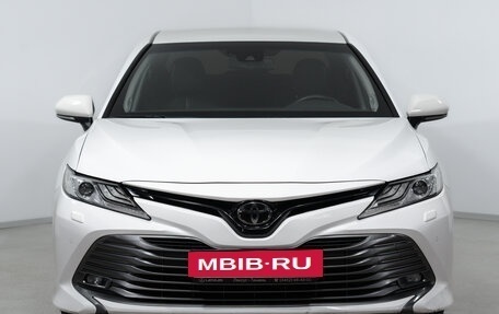 Toyota Camry, 2018 год, 2 800 000 рублей, 2 фотография