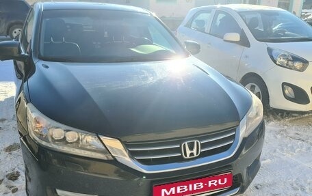Honda Accord IX рестайлинг, 2013 год, 1 598 000 рублей, 2 фотография