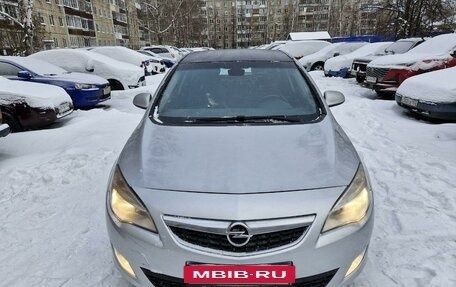 Opel Astra J, 2010 год, 800 000 рублей, 5 фотография