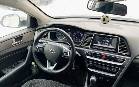 Hyundai Sonata VII, 2018 год, 1 365 000 рублей, 19 фотография