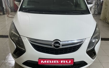 Opel Zafira C рестайлинг, 2013 год, 1 330 000 рублей, 16 фотография