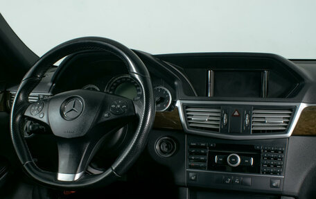 Mercedes-Benz E-Класс, 2010 год, 1 712 000 рублей, 12 фотография