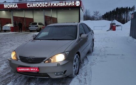 Toyota Camry V40, 2005 год, 780 000 рублей, 10 фотография