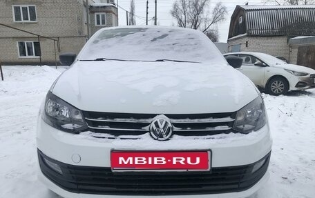 Volkswagen Polo VI (EU Market), 2019 год, 1 099 000 рублей, 1 фотография