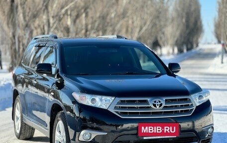Toyota Highlander III, 2011 год, 2 570 000 рублей, 5 фотография