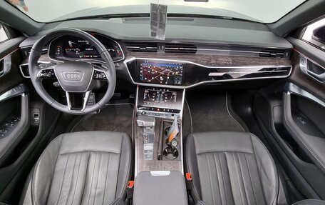 Audi A6, 2021 год, 3 700 000 рублей, 8 фотография