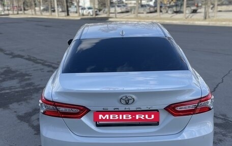 Toyota Camry, 2019 год, 3 150 000 рублей, 5 фотография