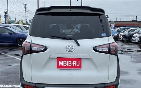 Toyota Sienta II, 2021 год, 1 190 111 рублей, 3 фотография
