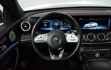 Mercedes-Benz E-Класс, 2019 год, 4 150 000 рублей, 23 фотография