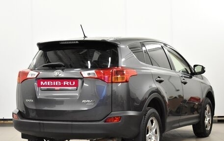 Toyota RAV4, 2014 год, 1 990 000 рублей, 2 фотография