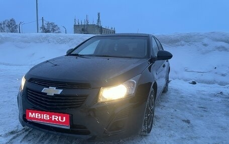 Chevrolet Cruze II, 2013 год, 893 000 рублей, 1 фотография