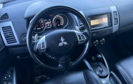 Mitsubishi Outlander III рестайлинг 3, 2011 год, 1 488 500 рублей, 15 фотография