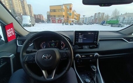 Toyota RAV4, 2021 год, 4 350 000 рублей, 11 фотография