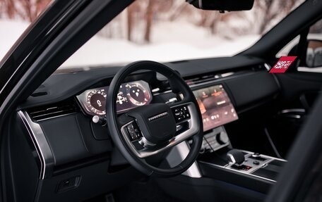Land Rover Range Rover IV рестайлинг, 2023 год, 23 490 000 рублей, 13 фотография